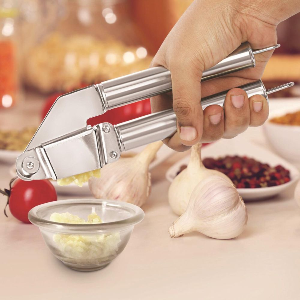 HAZEL Stainless Steel Garlic / Ginger Hand Presser, Crusher, Masher Kitchen Tool, Silver