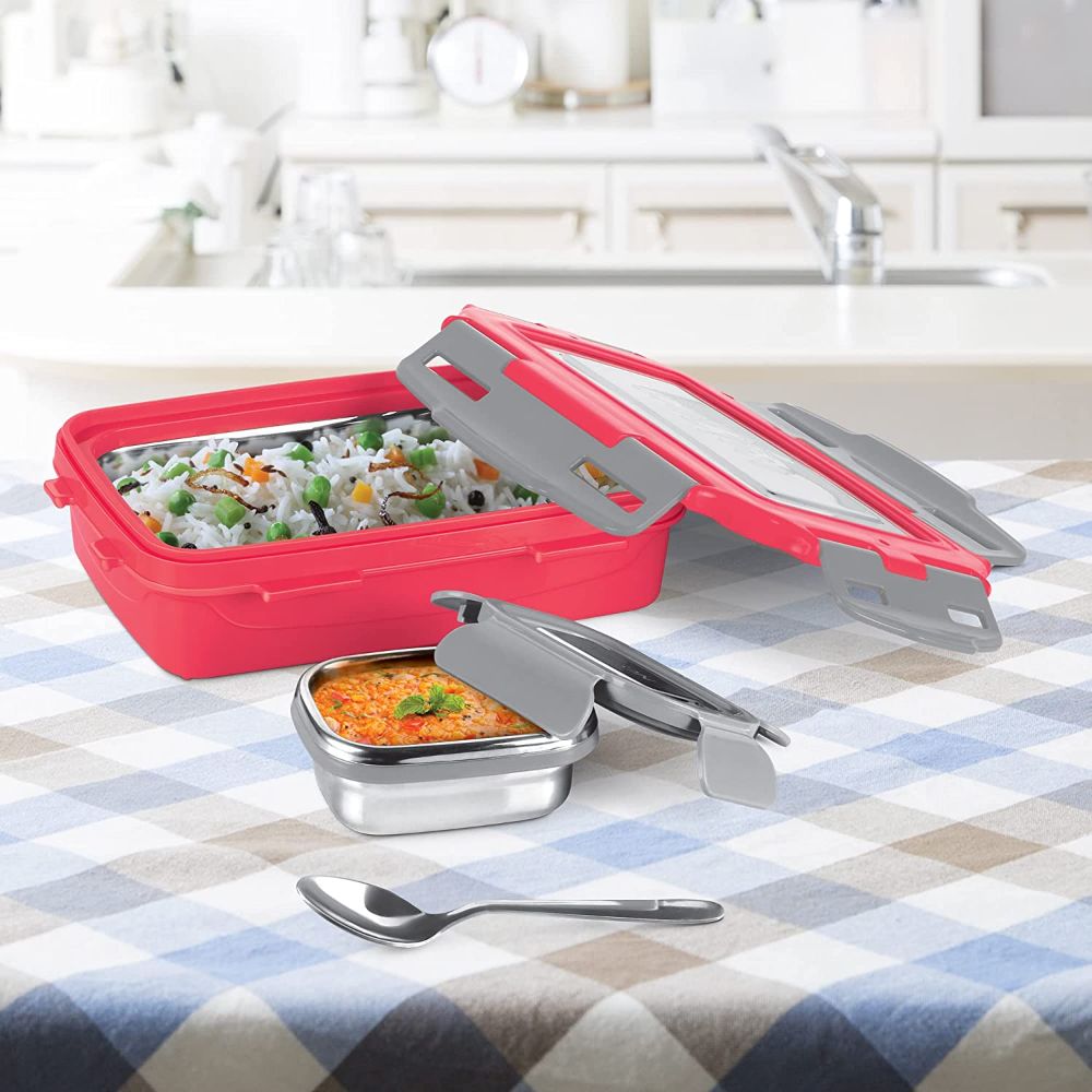 Milton Steely Super Deluxe Insulated Inner Stainless Steel Small Tiffin Box, 400 ml, with Inner Stainless Steel Container, 120 ml and Spoon, Red | Food Grade | Easy to Carry | Easy to Clean