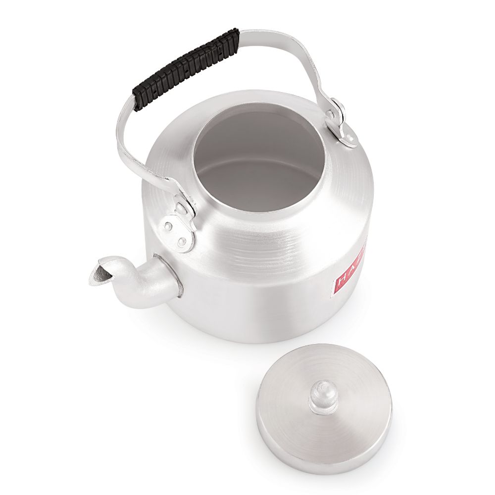 HAZEL Aluminium Indian Traditional Kettle Tea Coffee Pot Chai Maker With Handle, 17 cm, 2000 ML