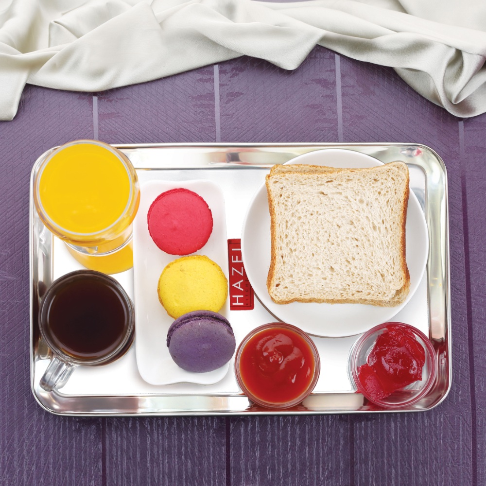 HAZEL Stainless Steel Serving Trays Rectangle Premium Dining Table Plater Set of 4, Small, Silver, 29.5 x 19 cm