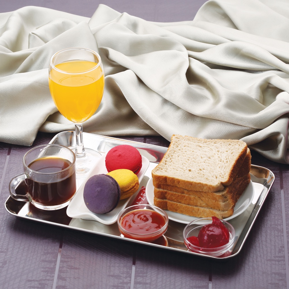 HAZEL Stainless Steel Serving Trays Rectangle Premium Dining Table Plater Set of 3, Small, Silver, 29.5 x 19 cm